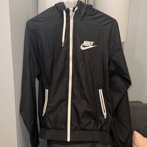 nike wind breaker!